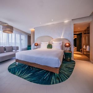 Junior King Suite Forest View